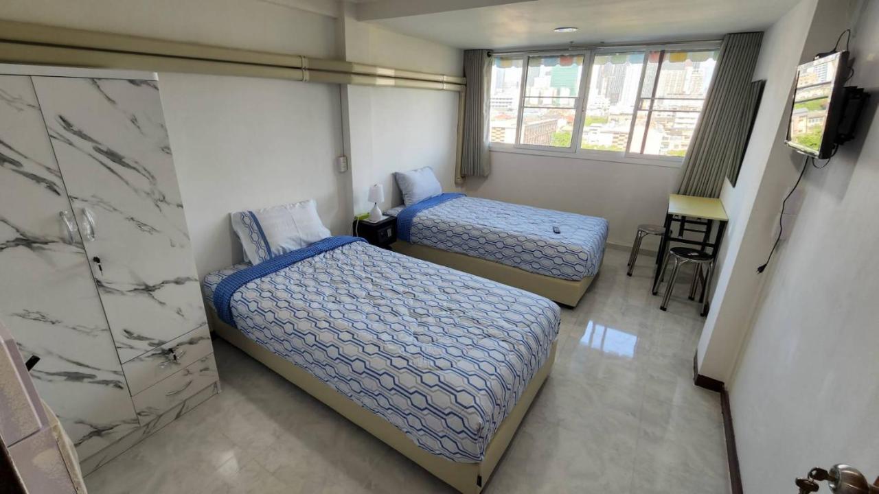 Apartment A4 Dindaeng Bangkok Extérieur photo