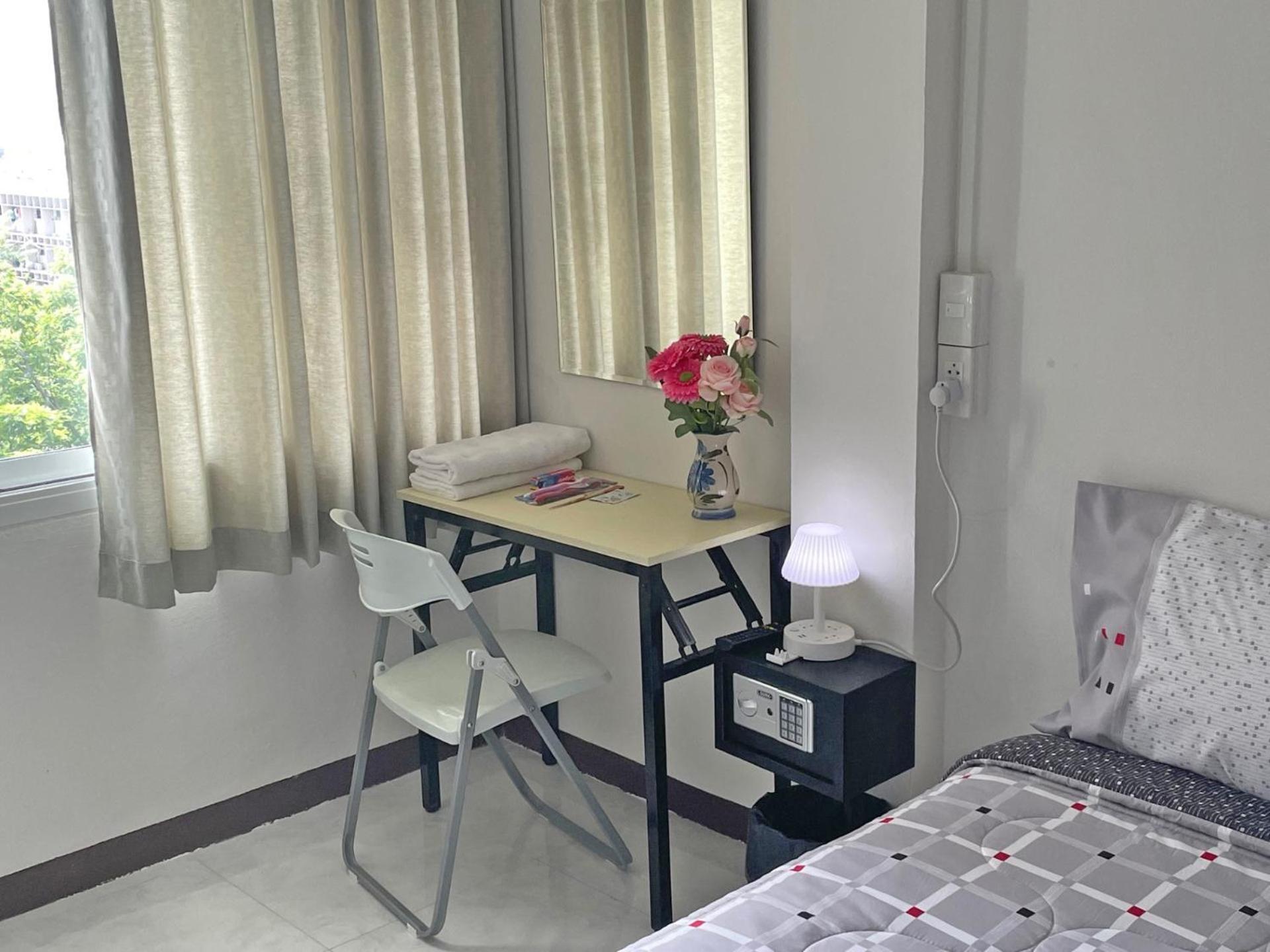 Apartment A4 Dindaeng Bangkok Extérieur photo